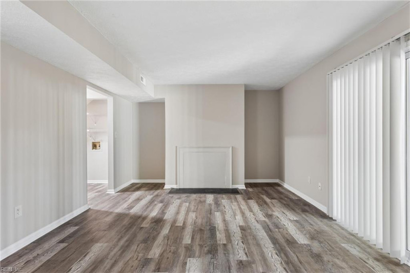 Photo 9 of 30 residential for sale in Newport News virginia