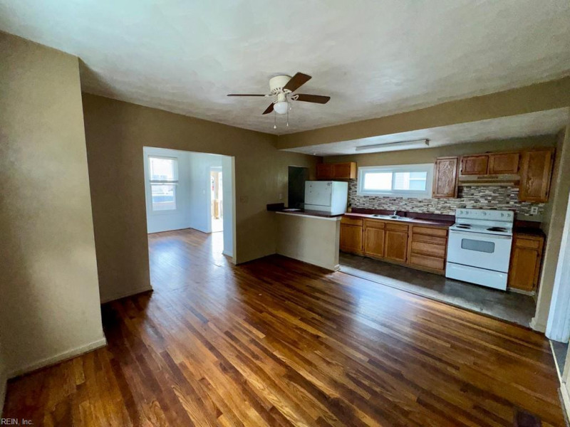 Photo 6 of 15 residential for sale in Portsmouth virginia Photo 6 of 15 residential for sale in Portsmouth virginia