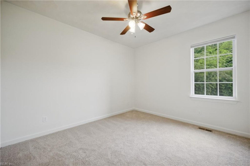 Photo 19 of 49 residential for sale in Chesapeake virginia