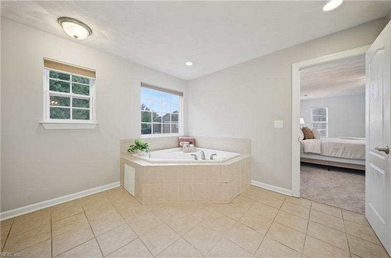 Photo 27 of 49 residential for sale in Chesapeake virginia