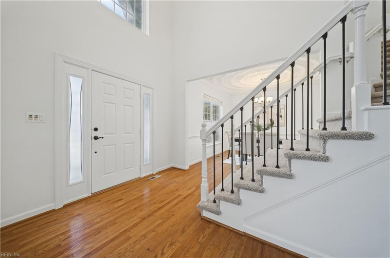 Photo 3 of 49 residential for sale in Chesapeake virginia