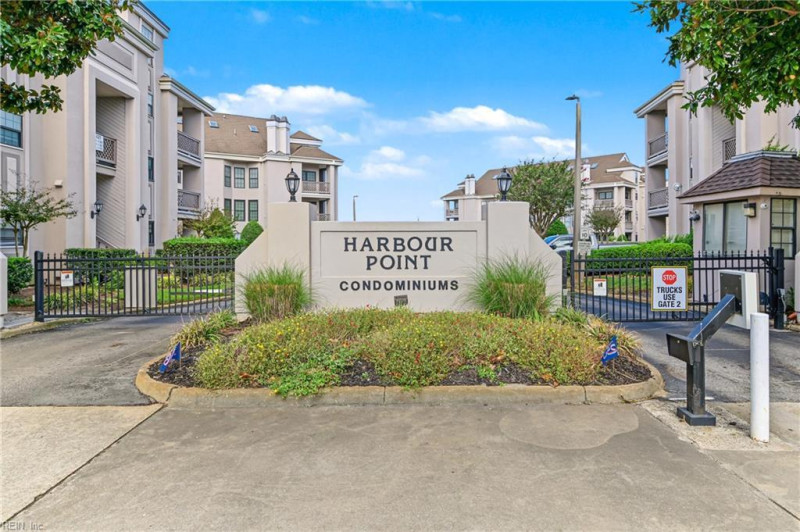 Photo 7 of 42 residential for sale in Virginia Beach virginia Photo 7 of 42 residential for sale in Virginia Beach virginia