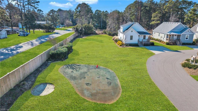 Photo 38 of 40 residential for sale in Currituck County virginia