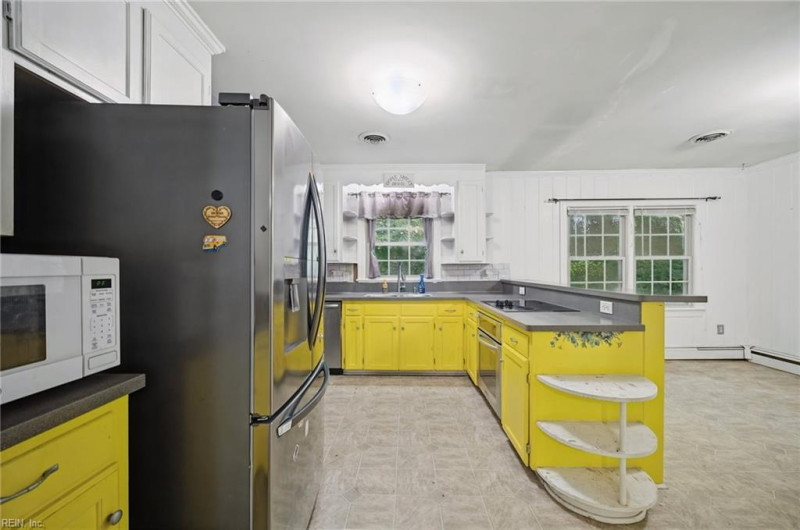 Photo 9 of 23 residential for sale in Suffolk virginia Photo 9 of 23 residential for sale in Suffolk virginia