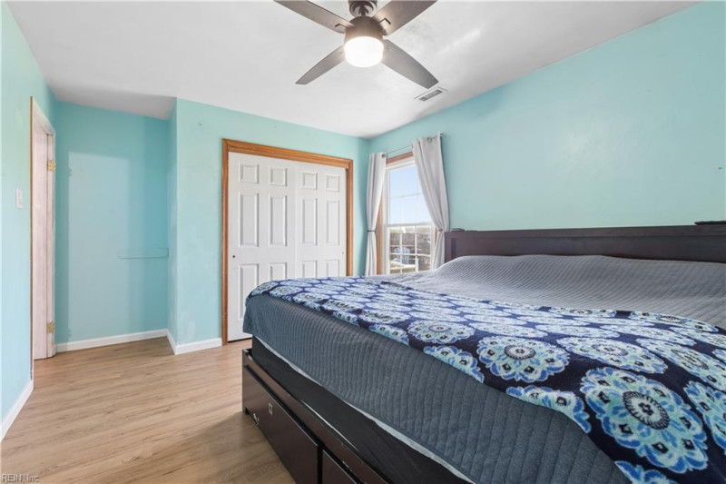 Photo 10 of 27 residential for sale in Virginia Beach virginia
