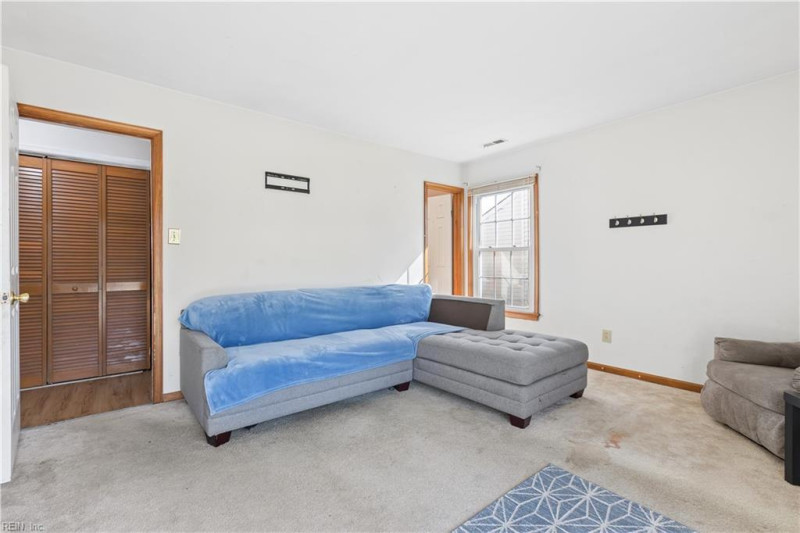 Photo 14 of 27 residential for sale in Virginia Beach virginia