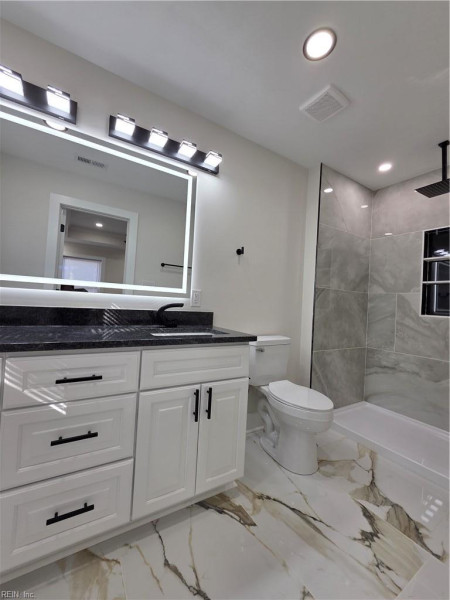 Photo 18 of 30 residential for sale in Hampton virginia