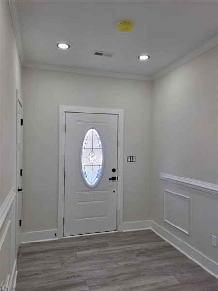 Photo 4 of 30 residential for sale in Hampton virginia