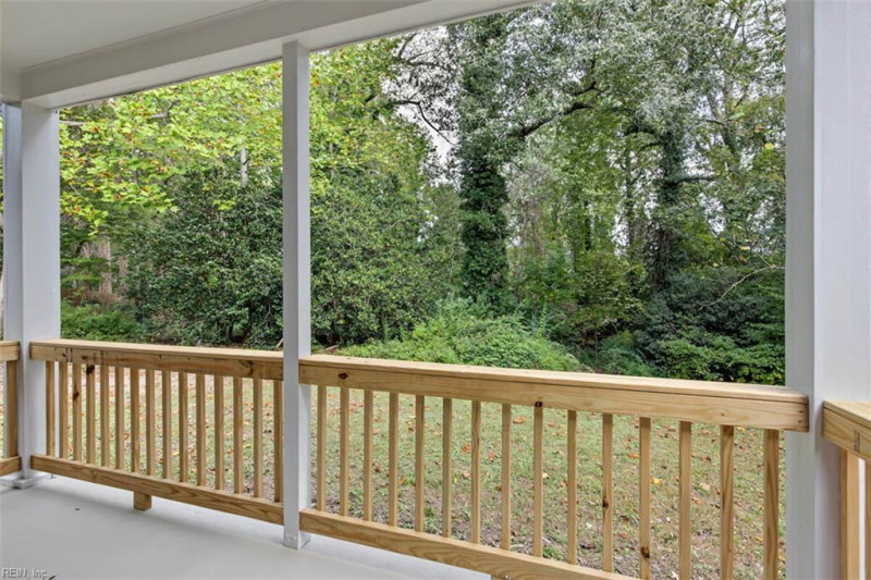 Photo 35 of 37 residential for sale in York County virginia