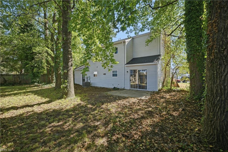 Photo 35 of 47 residential for sale in Hampton virginia