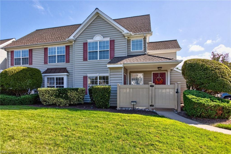 Photo 1 of 22 residential for sale in Suffolk virginia