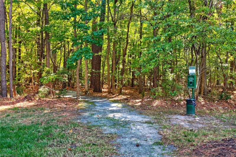Photo 20 of 22 residential for sale in Suffolk virginia