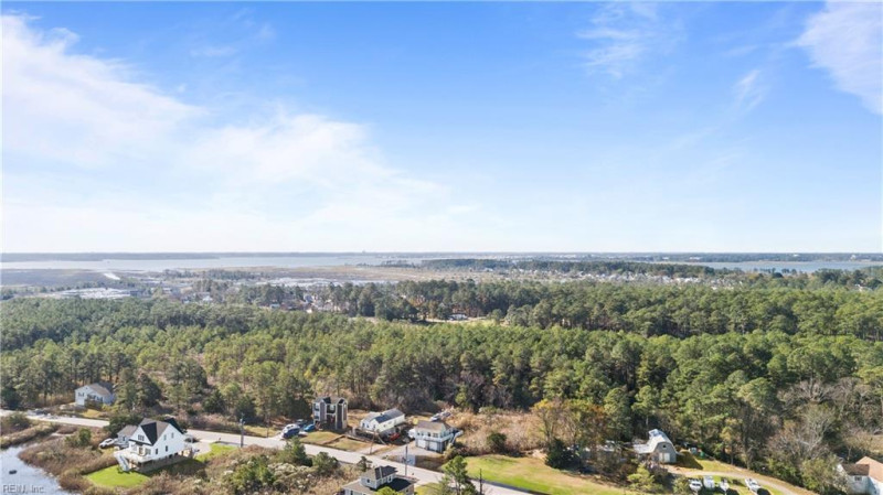 Photo 36 of 41 residential for sale in Poquoson virginia Photo 36 of 41 residential for sale in Poquoson virginia