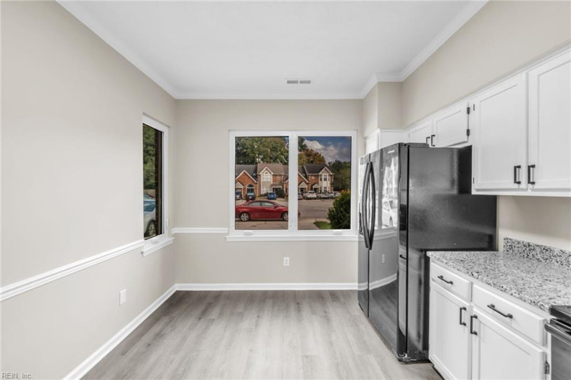 Photo 13 of 50 residential for sale in Chesapeake virginia Photo 13 of 50 residential for sale in Chesapeake virginia