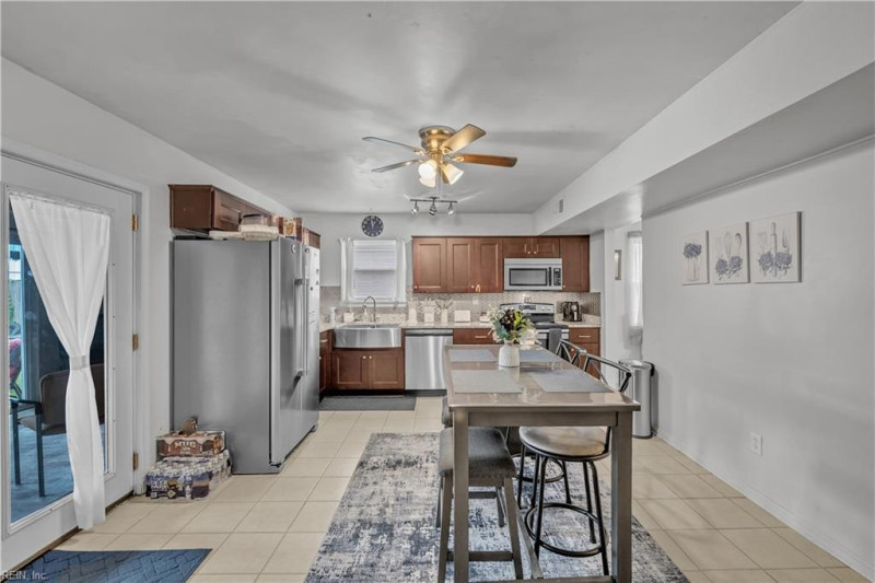 Photo 13 of 36 residential for sale in Norfolk virginia