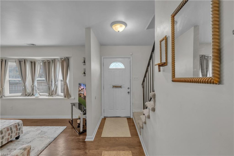 Photo 6 of 36 residential for sale in Norfolk virginia