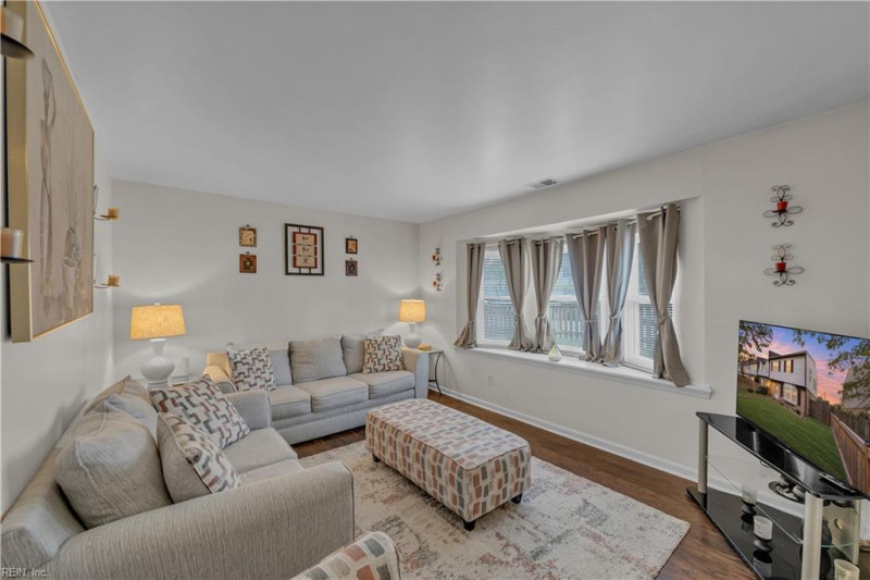 Photo 9 of 36 residential for sale in Norfolk virginia