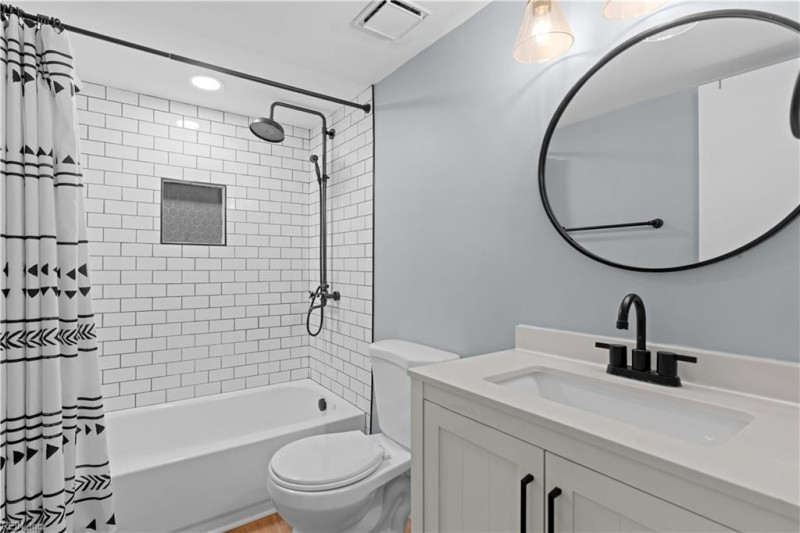 Photo 22 of 48 residential for sale in Alexandria C virginia