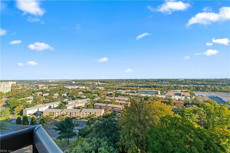 Photo 31 of 48 residential for sale in Alexandria C virginia