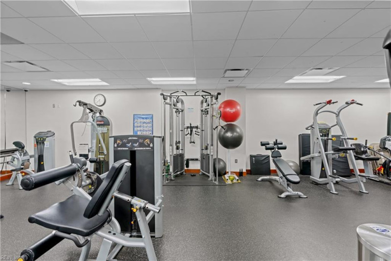 Photo 41 of 48 residential for sale in Alexandria C virginia
