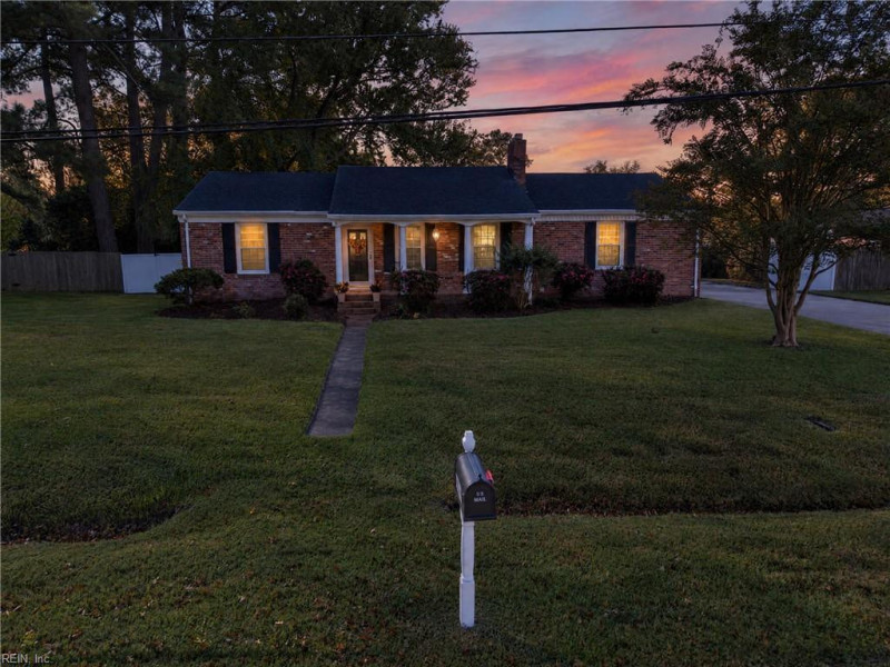 Photo 1 of 34 residential for sale in Chesapeake virginia