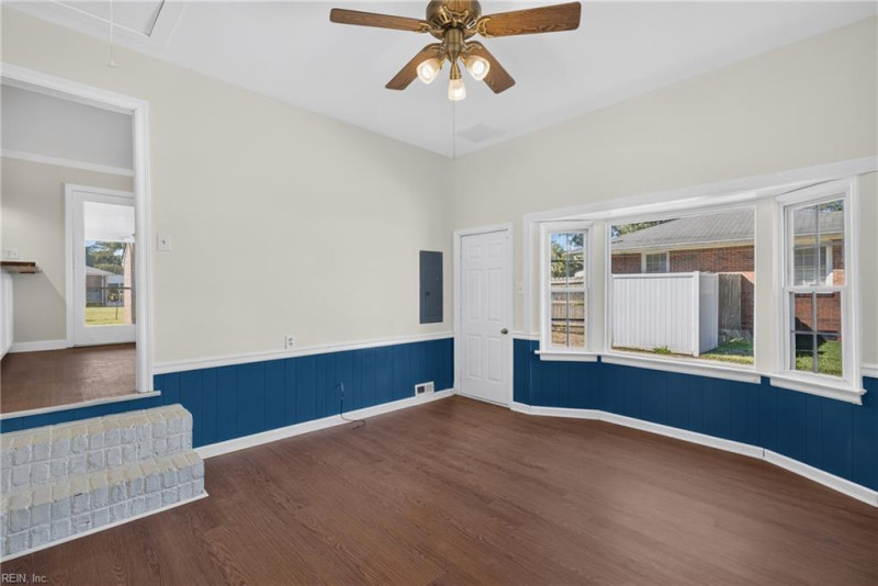 Photo 13 of 34 residential for sale in Chesapeake virginia