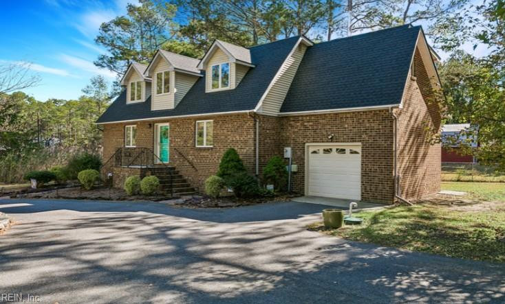 Photo 7 of 46 residential for sale in Poquoson virginia