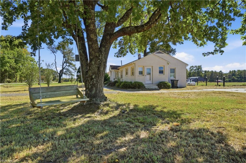 Photo 25 of 34 residential for sale in Suffolk virginia