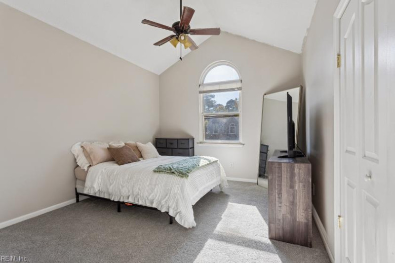 Photo 20 of 33 residential for sale in Newport News virginia