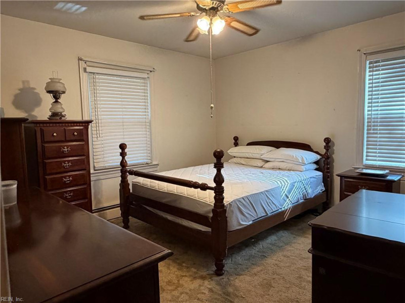 Photo 15 of 18 residential for sale in Franklin virginia