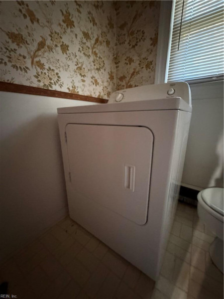 Photo 6 of 18 residential for sale in Franklin virginia