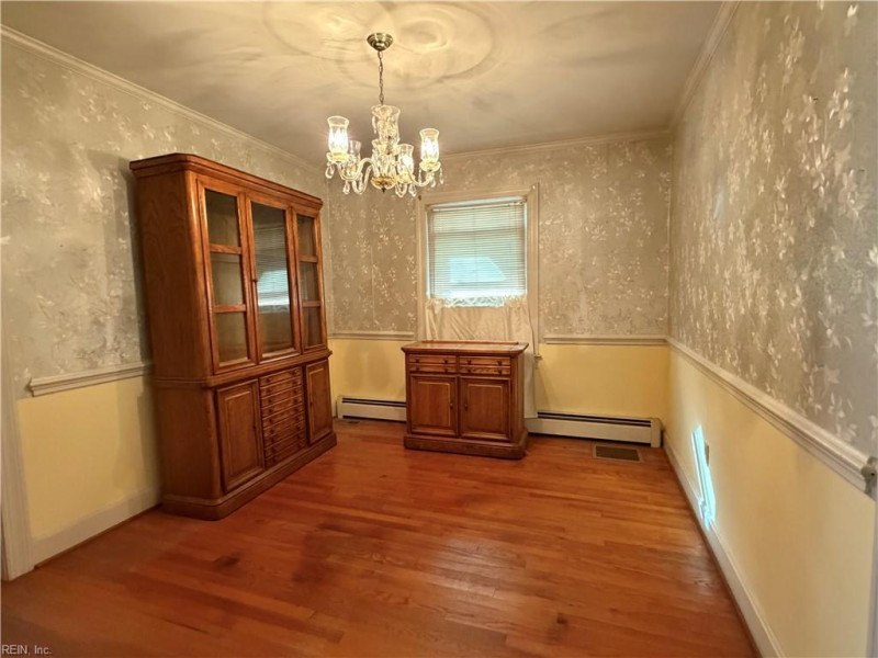 Photo 9 of 18 residential for sale in Franklin virginia