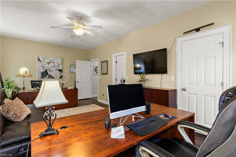 Photo 19 of 50 residential for sale in Chesapeake virginia Photo 19 of 50 residential for sale in Chesapeake virginia