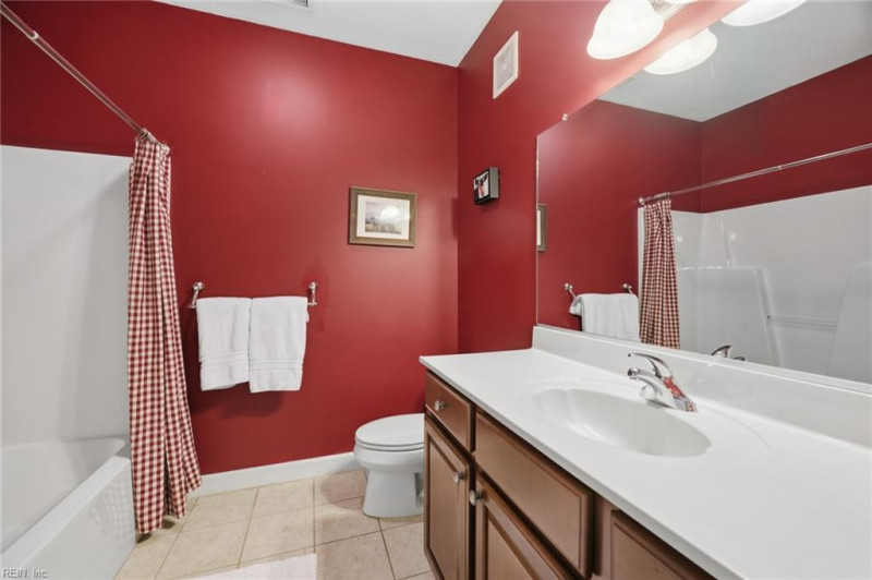 Photo 16 of 45 residential for sale in Norfolk virginia