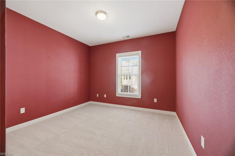 Photo 18 of 45 residential for sale in Norfolk virginia