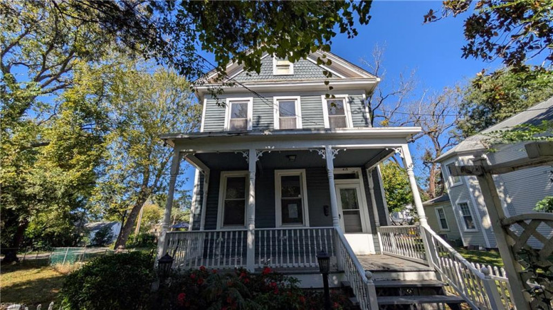 Photo 1 of 14 residential for sale in Hampton virginia