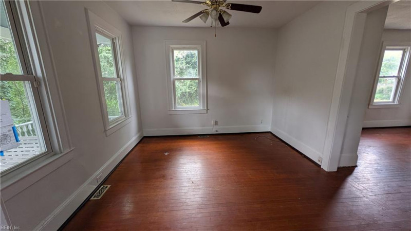 Photo 12 of 14 residential for sale in Hampton virginia