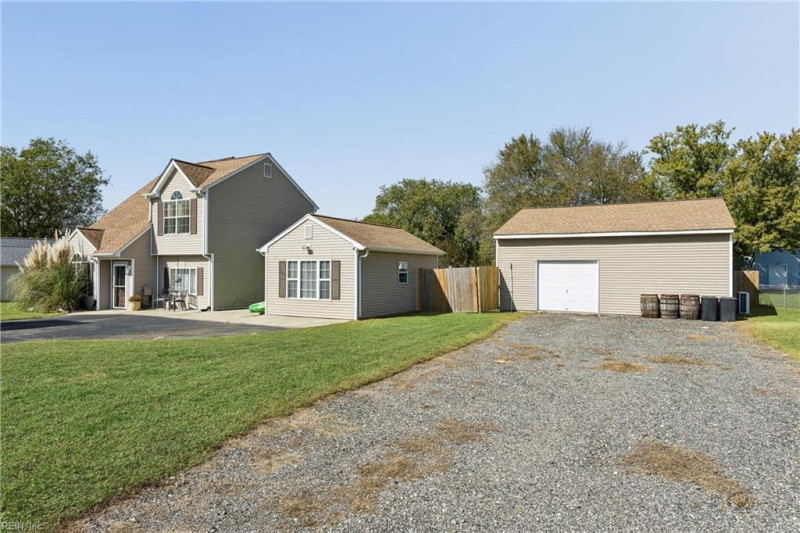 Photo 2 of 48 residential for sale in Gloucester County virginia