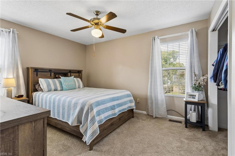 Photo 30 of 48 residential for sale in Gloucester County virginia