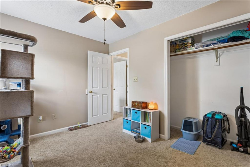 Photo 33 of 48 residential for sale in Gloucester County virginia