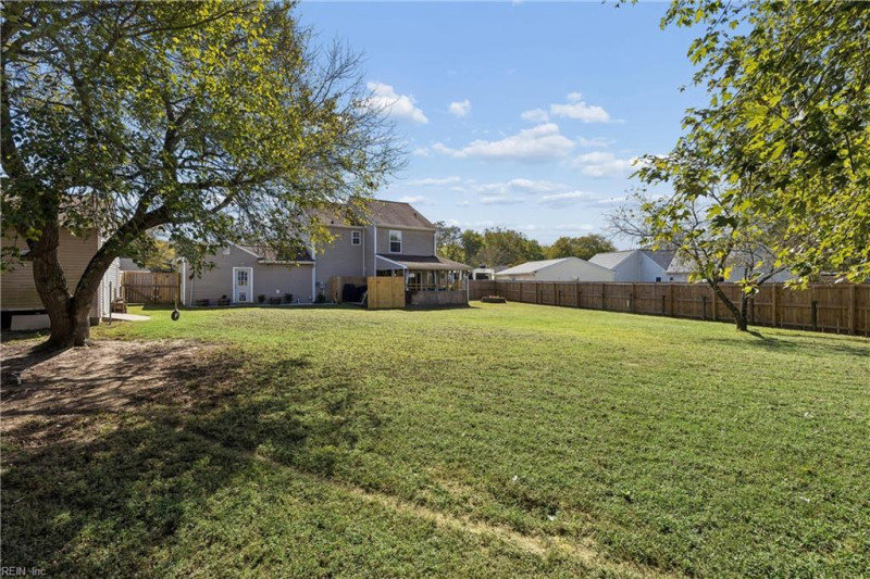 Photo 43 of 48 residential for sale in Gloucester County virginia