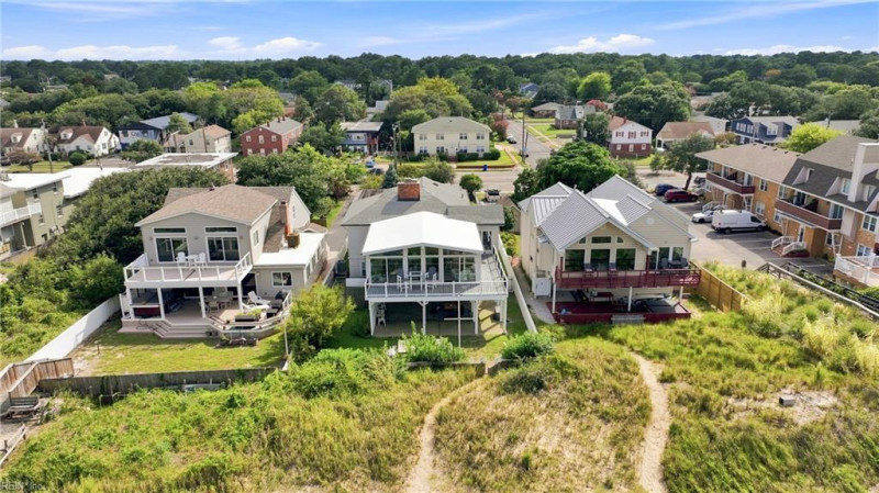Photo 4 of 50 residential for sale in Norfolk virginia