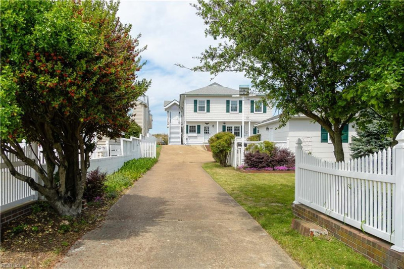 Photo 6 of 50 residential for sale in Norfolk virginia