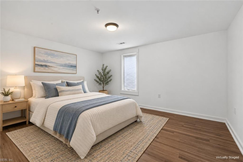 Photo 12 of 33 residential for sale in Norfolk virginia