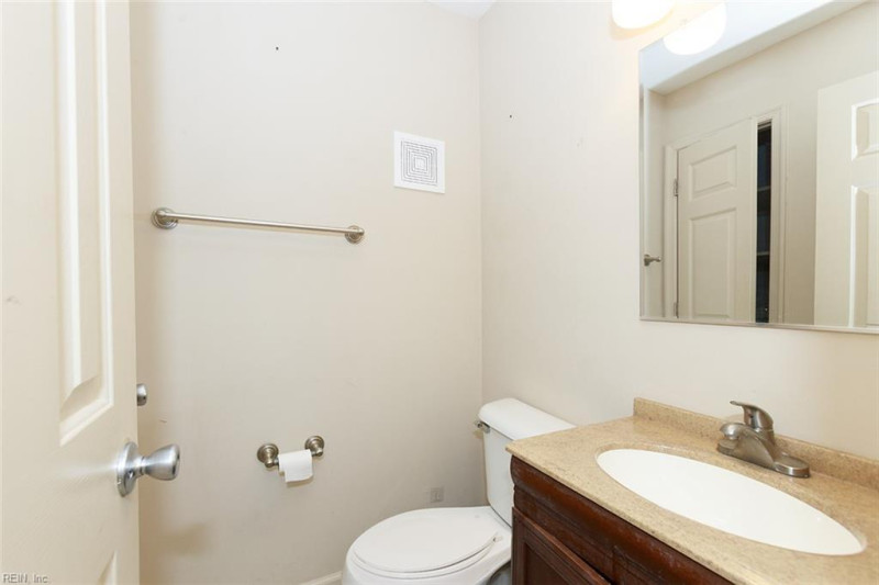 Photo 21 of 30 residential for sale in Poquoson virginia