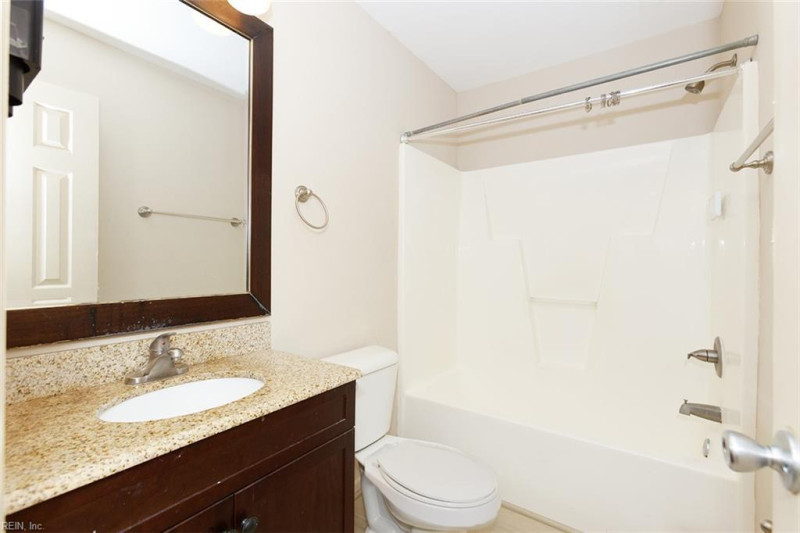 Photo 25 of 30 residential for sale in Poquoson virginia