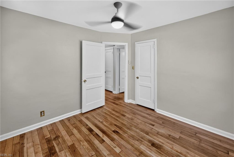 Photo 19 of 26 residential for sale in Norfolk virginia