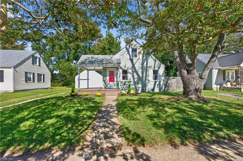 Photo 2 of 26 residential for sale in Norfolk virginia