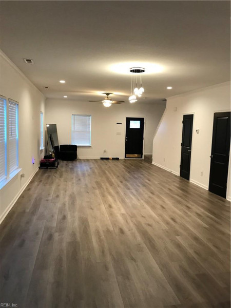 Photo 3 of 18 residential for sale in Suffolk virginia