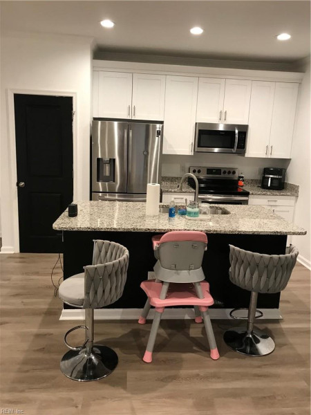Photo 4 of 18 residential for sale in Suffolk virginia